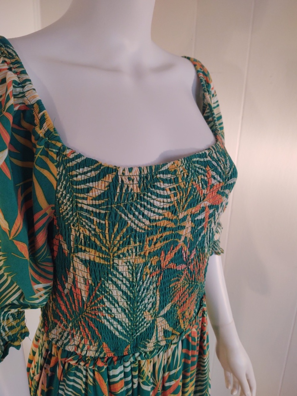 NWOT Betsey Johnson Maxi Tropical Green White Orange Dress Full Skirt Smock Top - Picture 2 of 12